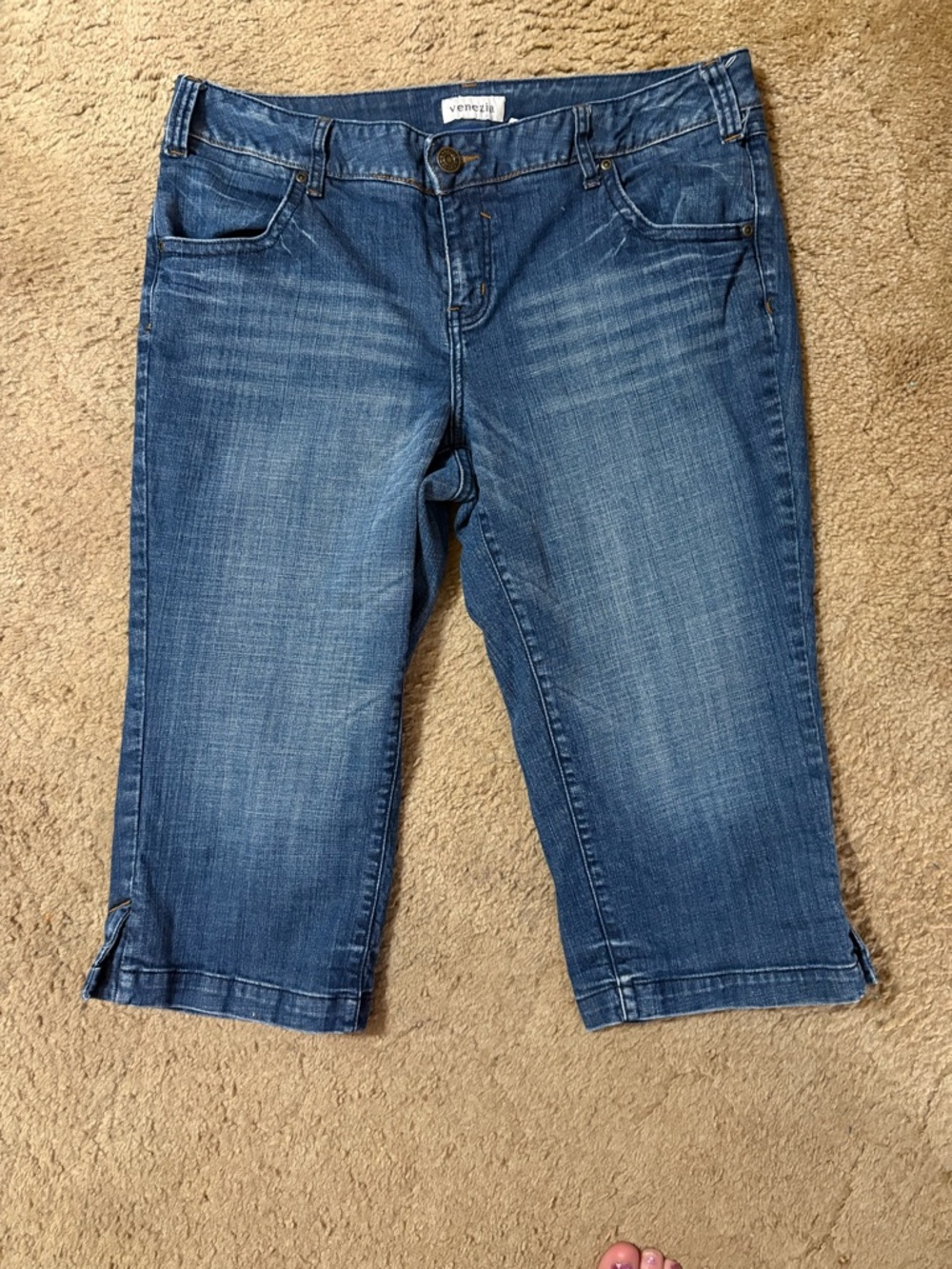 Venezia Denim Bermuda Shorts Size 18 Stretch Mid Rise Jean Shorts